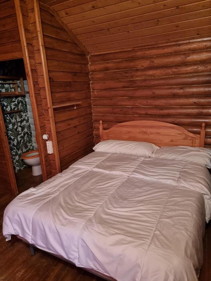 Camping 푸엔테 데 피에드라 외부 사진